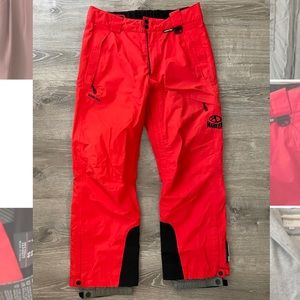 Marker Gore-Tex Snow Pants | Red